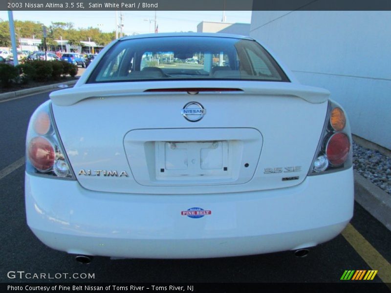 Satin White Pearl / Blond 2003 Nissan Altima 3.5 SE