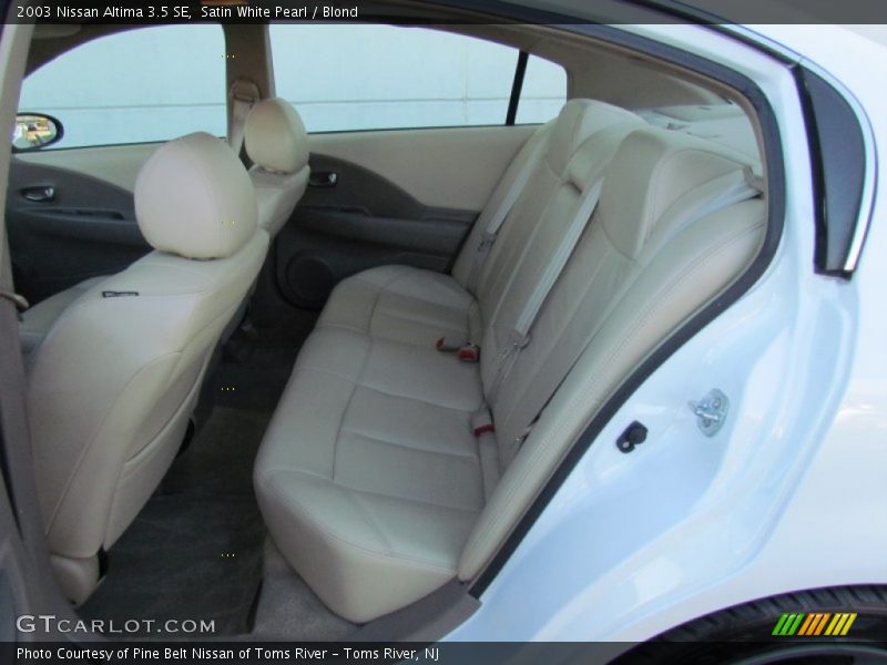 Satin White Pearl / Blond 2003 Nissan Altima 3.5 SE