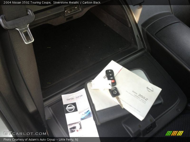 Silverstone Metallic / Carbon Black 2004 Nissan 350Z Touring Coupe