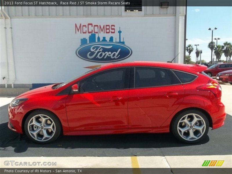 Race Red / ST Smoke Storm Recaro Seats 2013 Ford Focus ST Hatchback