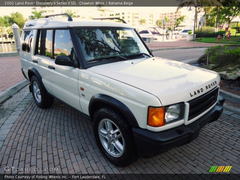 Front 3/4 View of 2002 Discovery II Series II SD