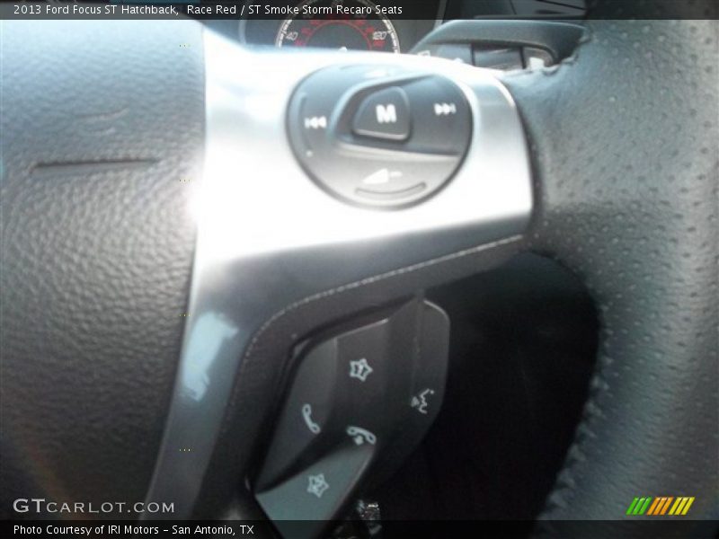 Controls of 2013 Focus ST Hatchback