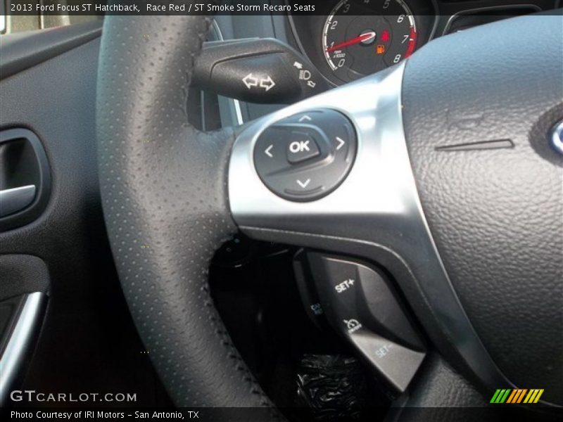 Controls of 2013 Focus ST Hatchback