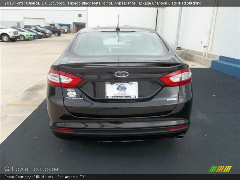 Tuxedo Black Metallic / SE Appearance Package Charcoal Black/Red Stitching 2013 Ford Fusion SE 1.6 EcoBoost