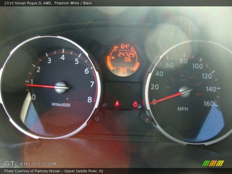 Phantom White / Black 2010 Nissan Rogue SL AWD