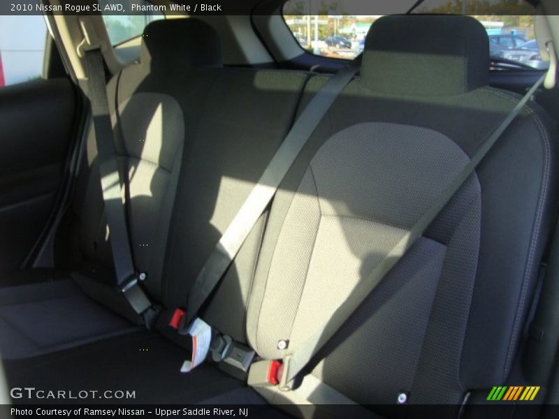 Phantom White / Black 2010 Nissan Rogue SL AWD