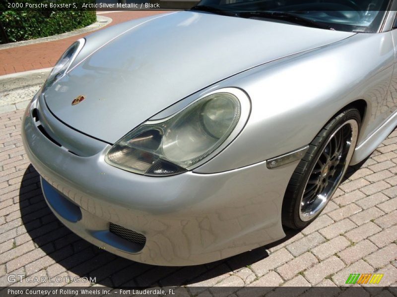 Arctic Silver Metallic / Black 2000 Porsche Boxster S
