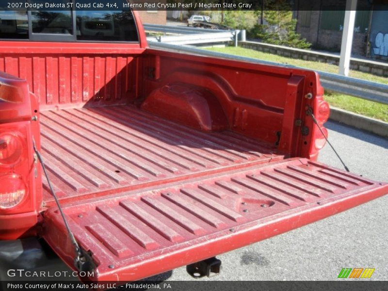 Inferno Red Crystal Pearl / Medium Slate Gray 2007 Dodge Dakota ST Quad Cab 4x4
