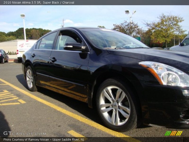 Super Black / Charcoal 2010 Nissan Altima 3.5 SR