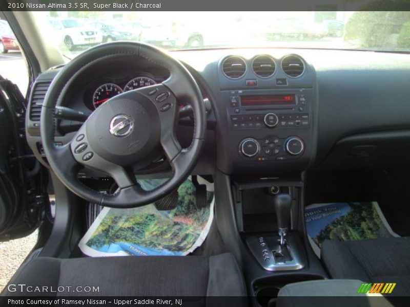 Super Black / Charcoal 2010 Nissan Altima 3.5 SR