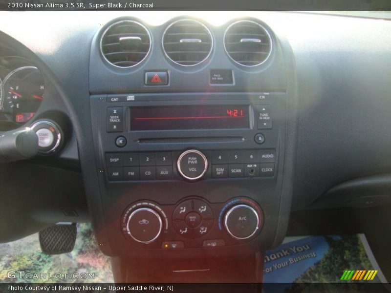 Super Black / Charcoal 2010 Nissan Altima 3.5 SR