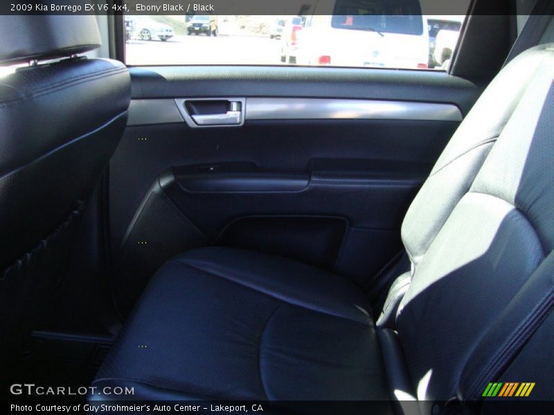 Ebony Black / Black 2009 Kia Borrego EX V6 4x4