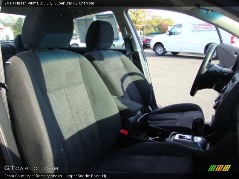 Super Black / Charcoal 2010 Nissan Altima 3.5 SR