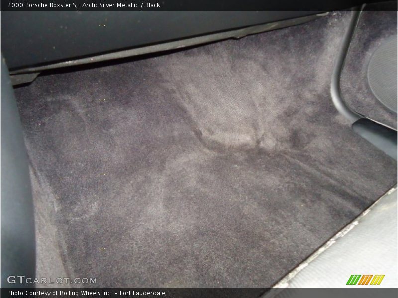 Arctic Silver Metallic / Black 2000 Porsche Boxster S
