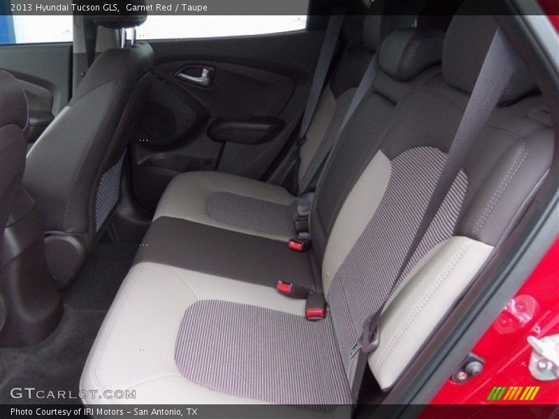 Garnet Red / Taupe 2013 Hyundai Tucson GLS