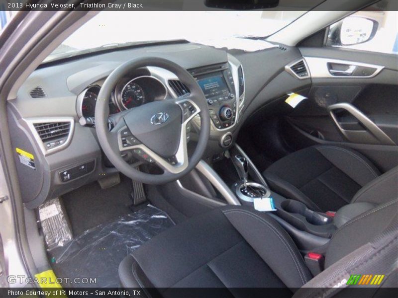 Triathlon Gray / Black 2013 Hyundai Veloster