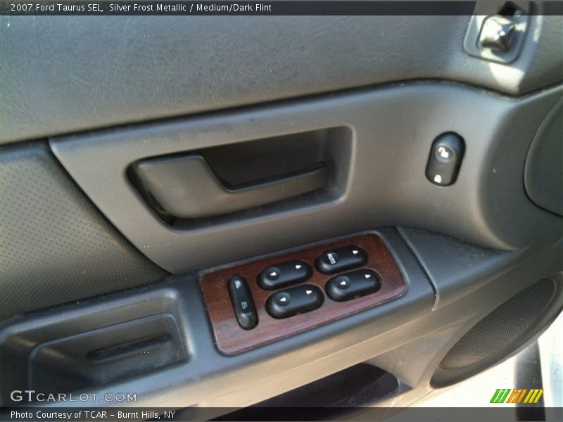 Silver Frost Metallic / Medium/Dark Flint 2007 Ford Taurus SEL