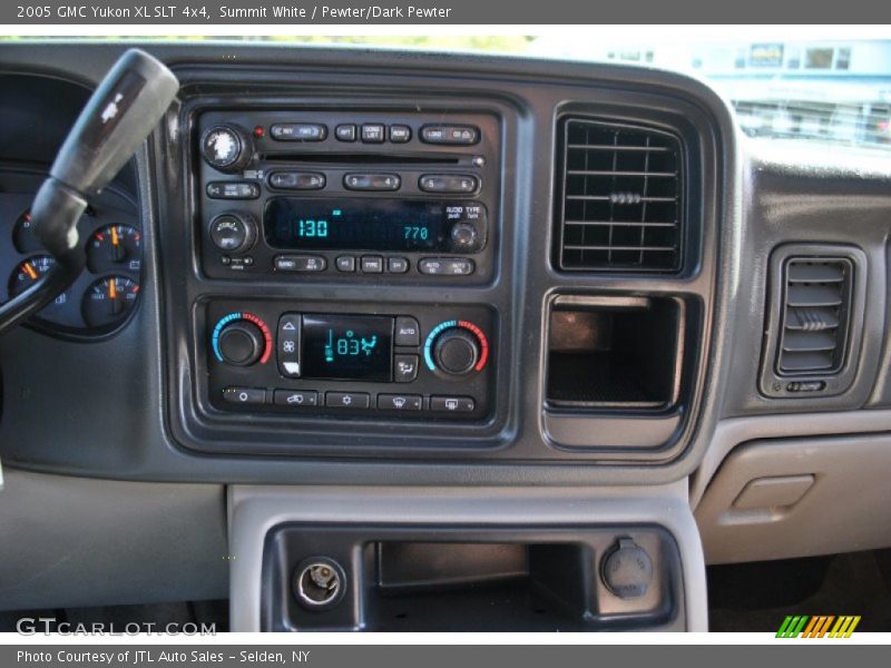 Summit White / Pewter/Dark Pewter 2005 GMC Yukon XL SLT 4x4