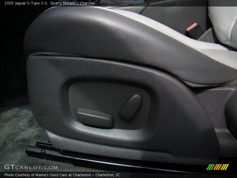 Quartz Metallic / Charcoal 2005 Jaguar S-Type 3.0