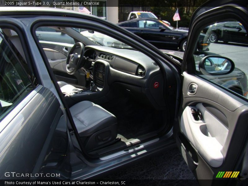 Quartz Metallic / Charcoal 2005 Jaguar S-Type 3.0
