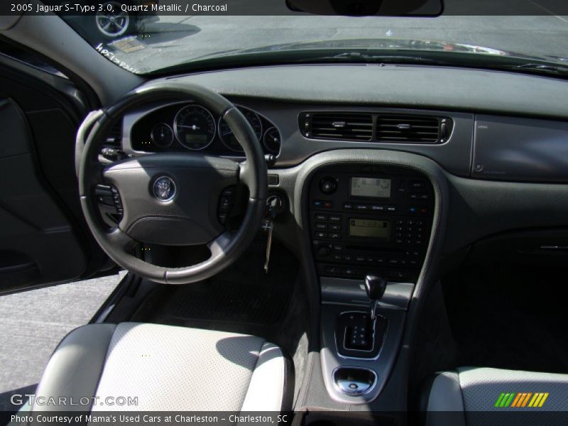 Quartz Metallic / Charcoal 2005 Jaguar S-Type 3.0