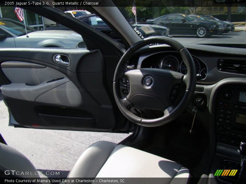 Quartz Metallic / Charcoal 2005 Jaguar S-Type 3.0
