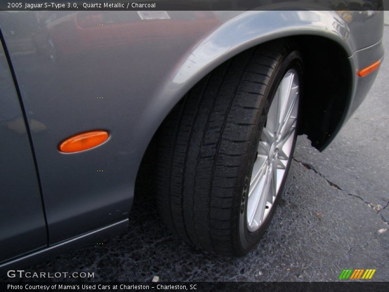 Quartz Metallic / Charcoal 2005 Jaguar S-Type 3.0