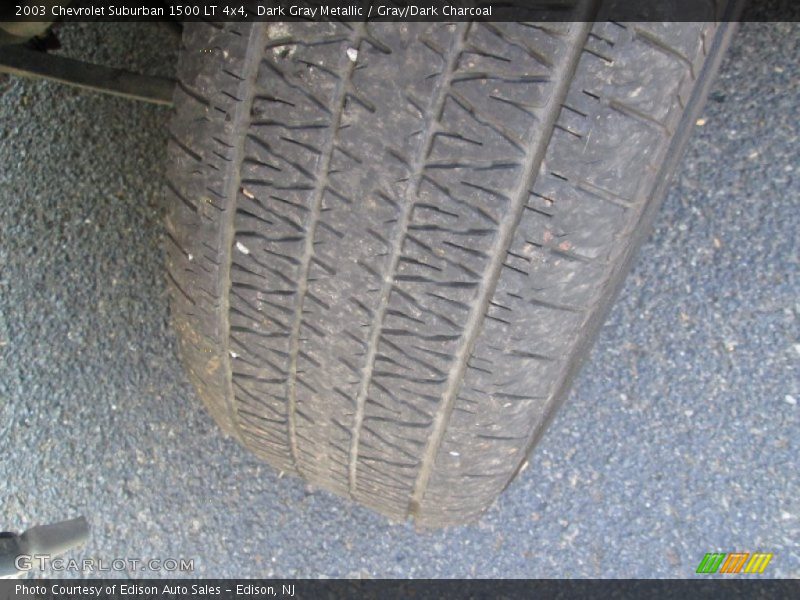 Dark Gray Metallic / Gray/Dark Charcoal 2003 Chevrolet Suburban 1500 LT 4x4