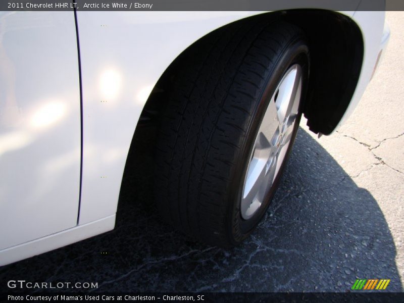Arctic Ice White / Ebony 2011 Chevrolet HHR LT