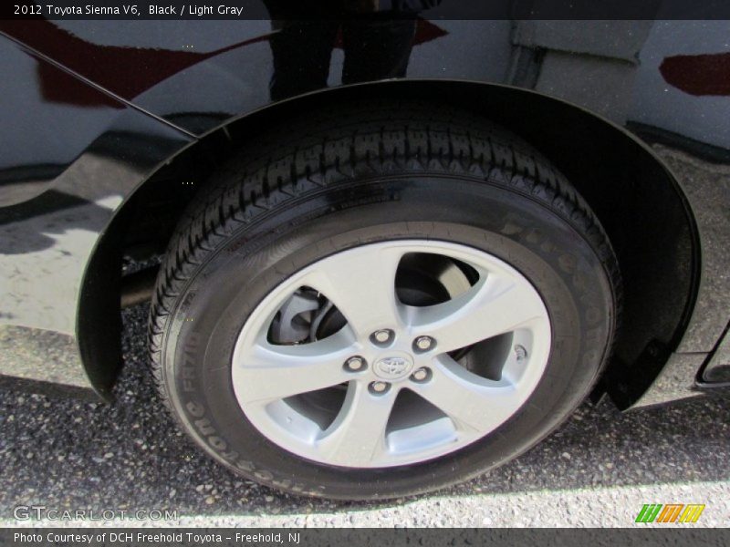Black / Light Gray 2012 Toyota Sienna V6