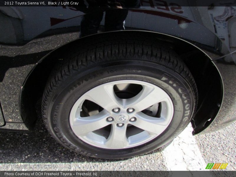 Black / Light Gray 2012 Toyota Sienna V6