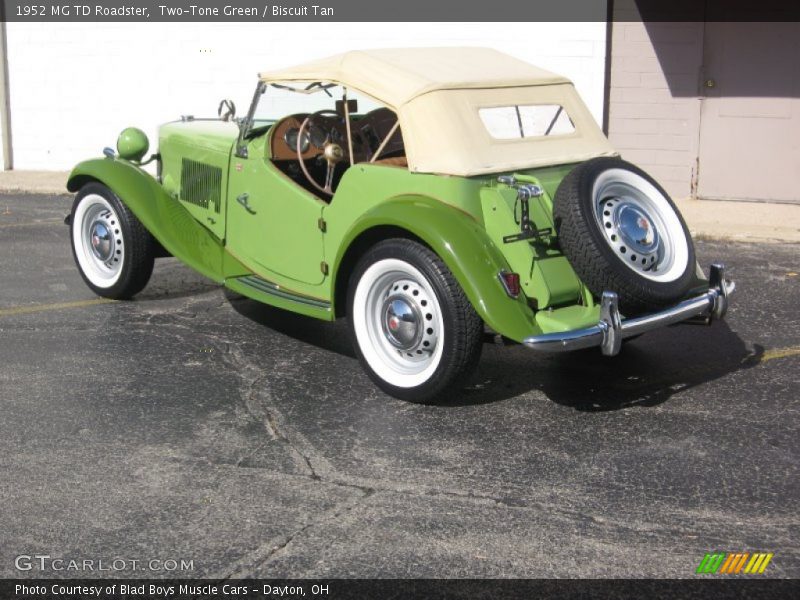 Two-Tone Green / Biscuit Tan 1952 MG TD Roadster
