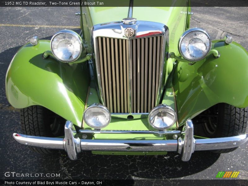 1952 TD Roadster Two-Tone Green