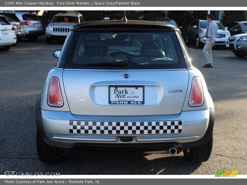 Pure Silver Metallic / Space Grey/Panther Black 2005 Mini Cooper Hardtop