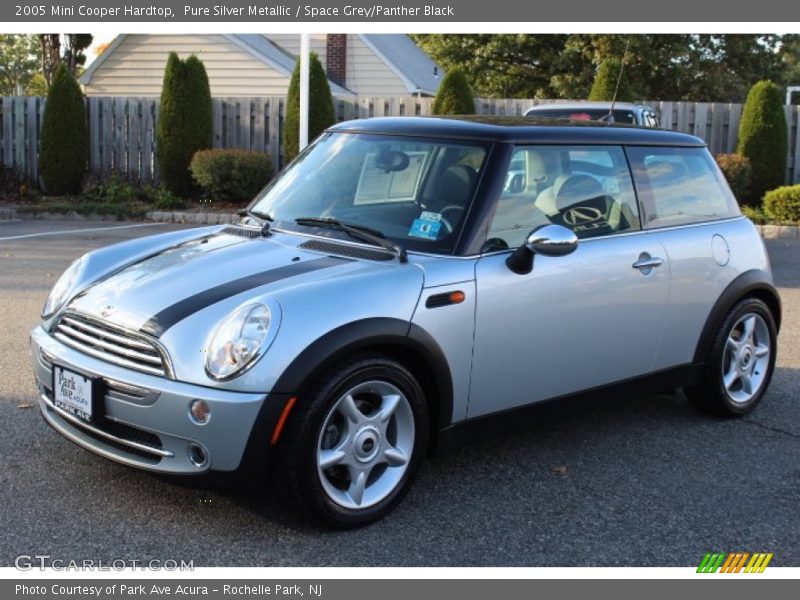 Pure Silver Metallic / Space Grey/Panther Black 2005 Mini Cooper Hardtop