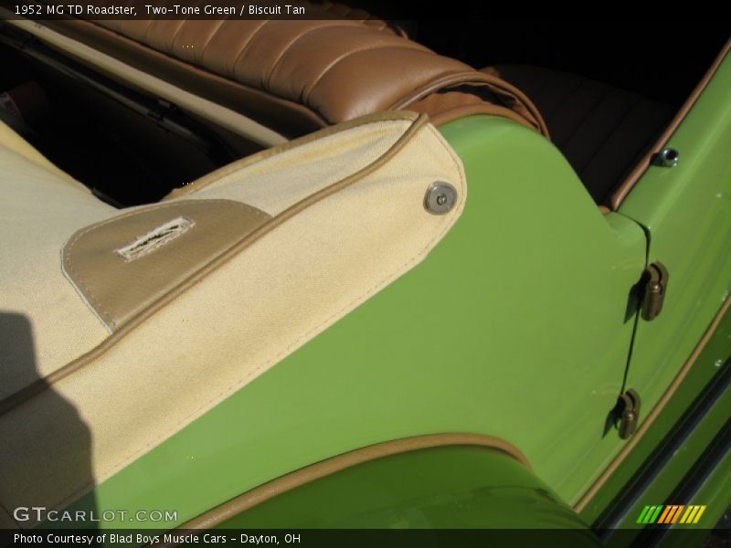 Two-Tone Green / Biscuit Tan 1952 MG TD Roadster