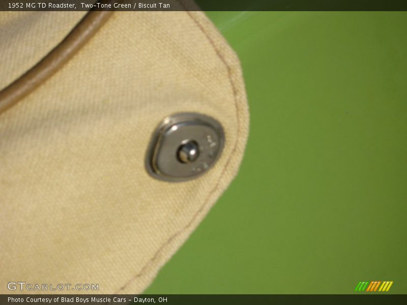 Two-Tone Green / Biscuit Tan 1952 MG TD Roadster