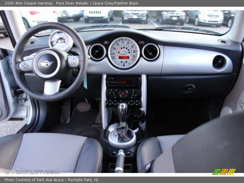 Pure Silver Metallic / Space Grey/Panther Black 2005 Mini Cooper Hardtop