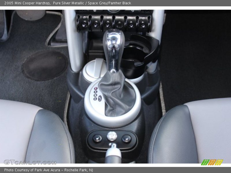 Pure Silver Metallic / Space Grey/Panther Black 2005 Mini Cooper Hardtop