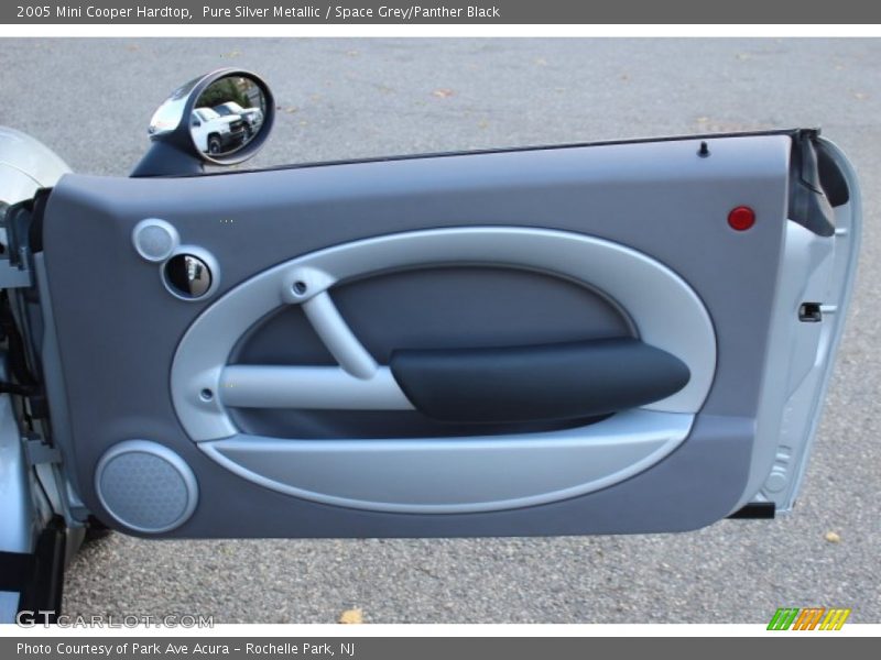 Pure Silver Metallic / Space Grey/Panther Black 2005 Mini Cooper Hardtop