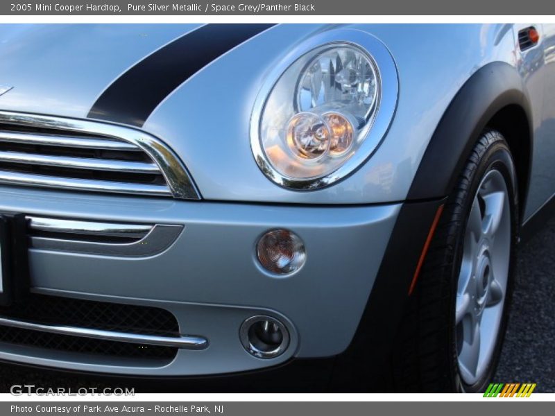 Pure Silver Metallic / Space Grey/Panther Black 2005 Mini Cooper Hardtop
