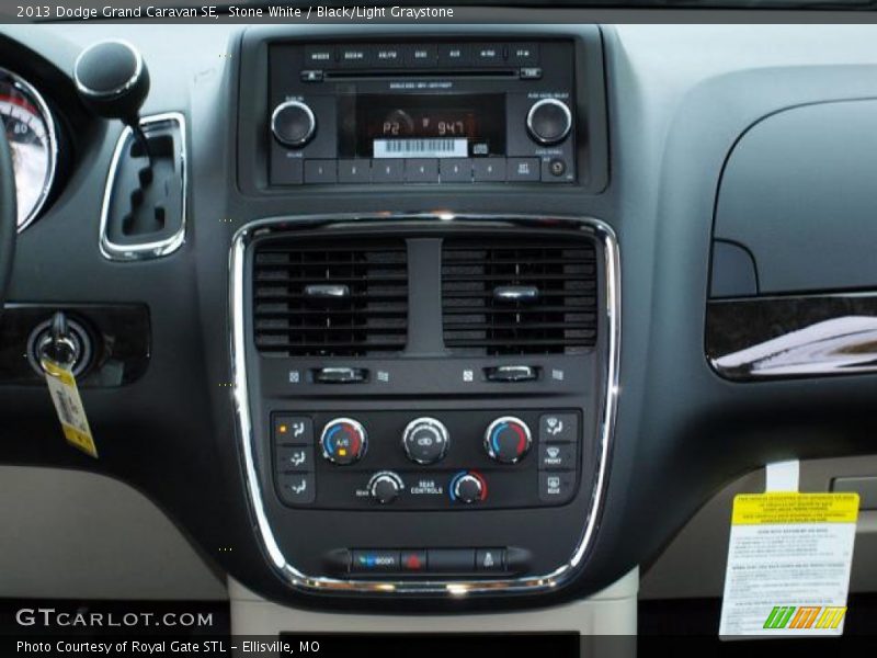 Stone White / Black/Light Graystone 2013 Dodge Grand Caravan SE