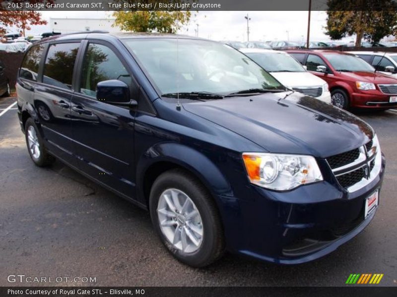 True Blue Pearl / Black/Light Graystone 2013 Dodge Grand Caravan SXT