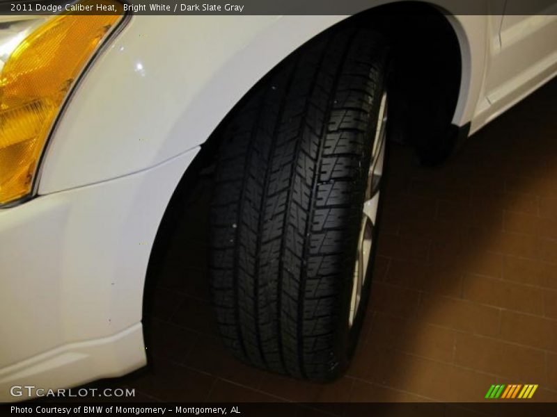 Bright White / Dark Slate Gray 2011 Dodge Caliber Heat