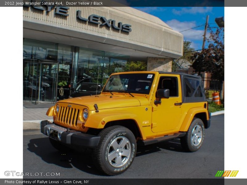 Dozer Yellow / Black 2012 Jeep Wrangler Sahara 4x4