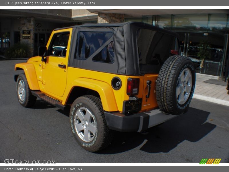 Dozer Yellow / Black 2012 Jeep Wrangler Sahara 4x4
