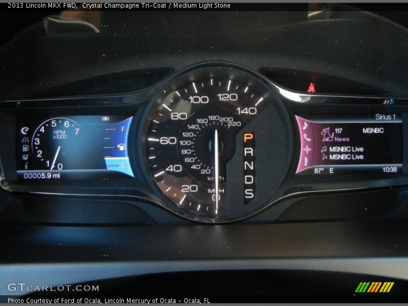 Crystal Champagne Tri-Coat / Medium Light Stone 2013 Lincoln MKX FWD