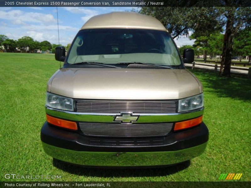 Sandstone Metallic / Neutral 2005 Chevrolet Express 1500 Passenger Conversion Van