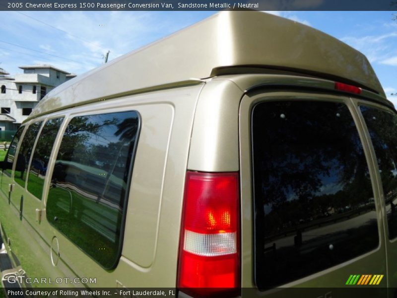 Sandstone Metallic / Neutral 2005 Chevrolet Express 1500 Passenger Conversion Van