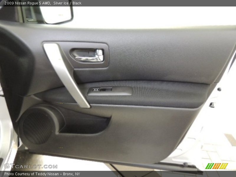 Silver Ice / Black 2009 Nissan Rogue S AWD
